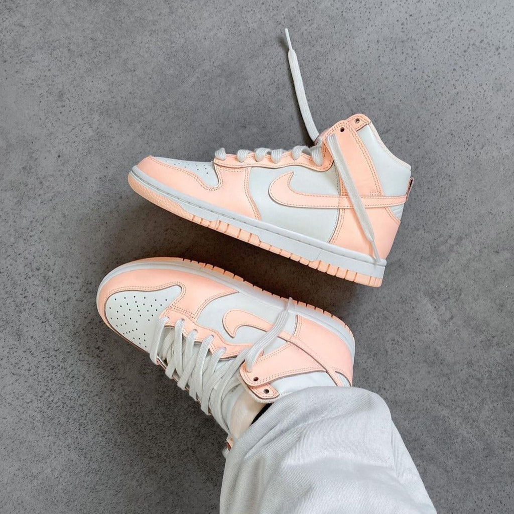 Nike Dunk High 'Crimson Tint'