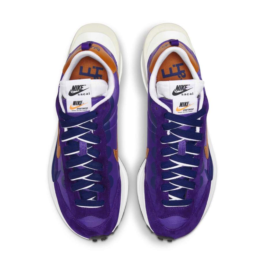 Nike x Sacai Vaporwaffle 'Dark Iris'