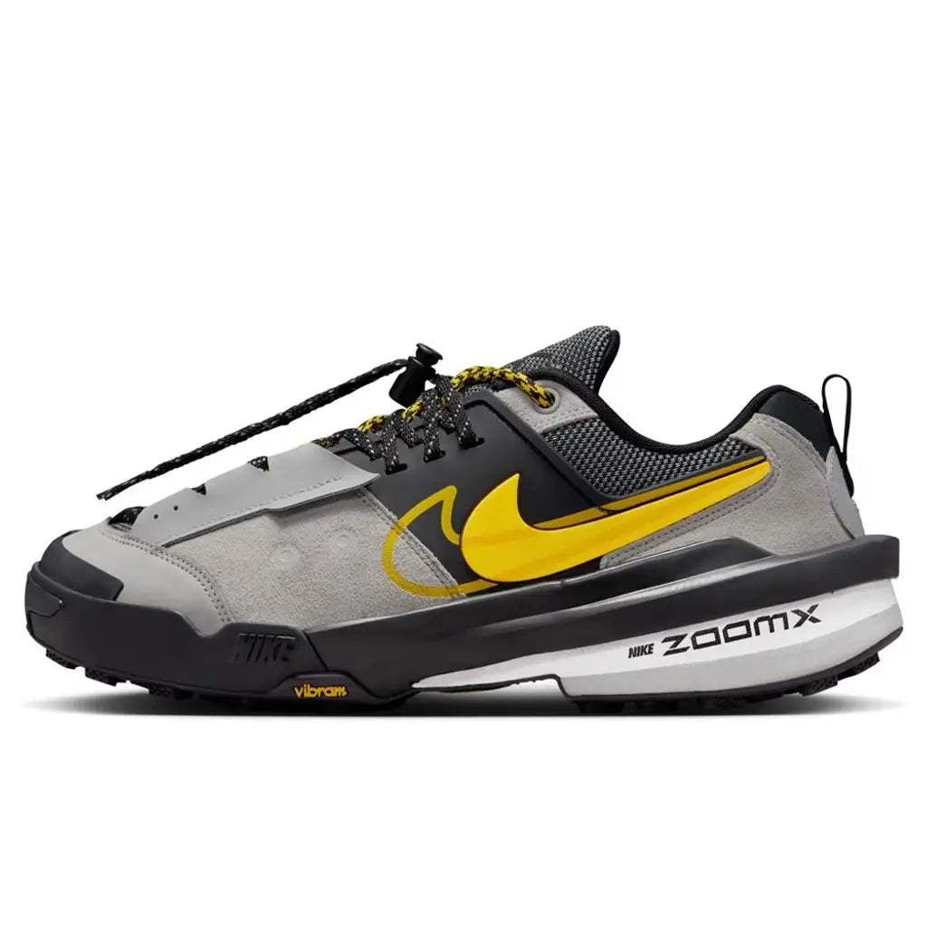 Nike x Sacai Zegadome SP 'Matte Silver Yellow'